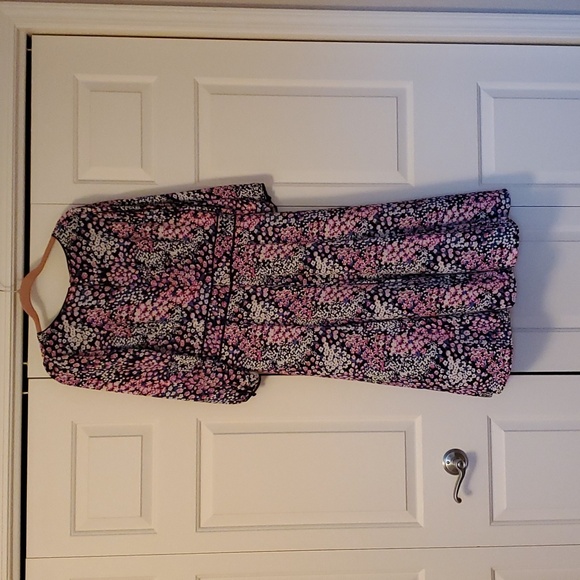 BEAUTIFUL Talbots floral dress. Size 12 - Picture 2 of 5
